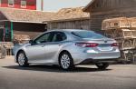 Toyota Camry Hybrid LE 2017 года (NA)